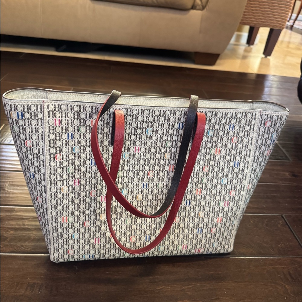 🌟 NEW 🌟- Carolina Herrera Monogram Tote with Red Accents